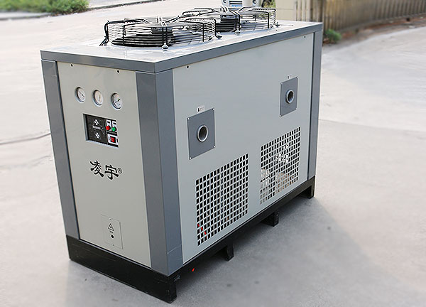 空壓機排氣量的決定因素會受到哪幾種因素的影響呢？